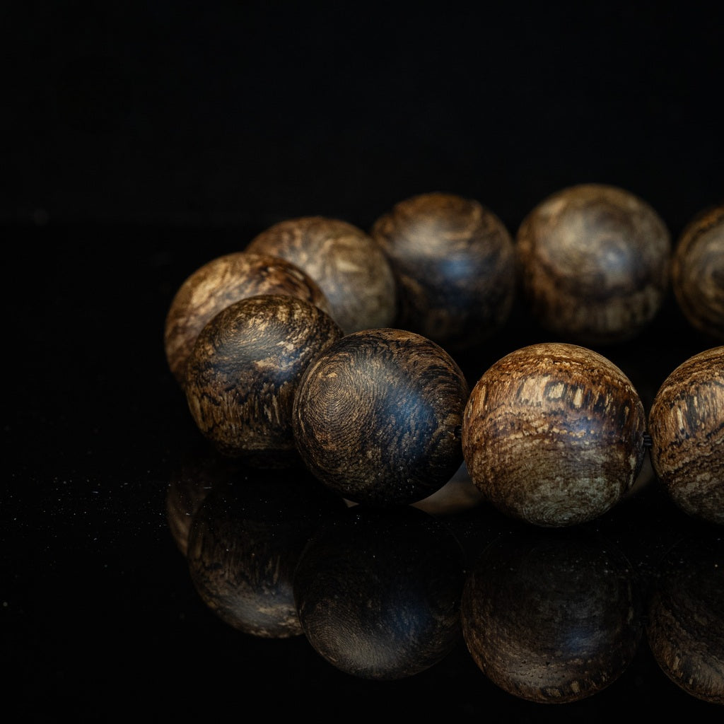 Premium Natural Agarwood Bracelet — 18mm Near-Sinking Grade-FA2025-003-01