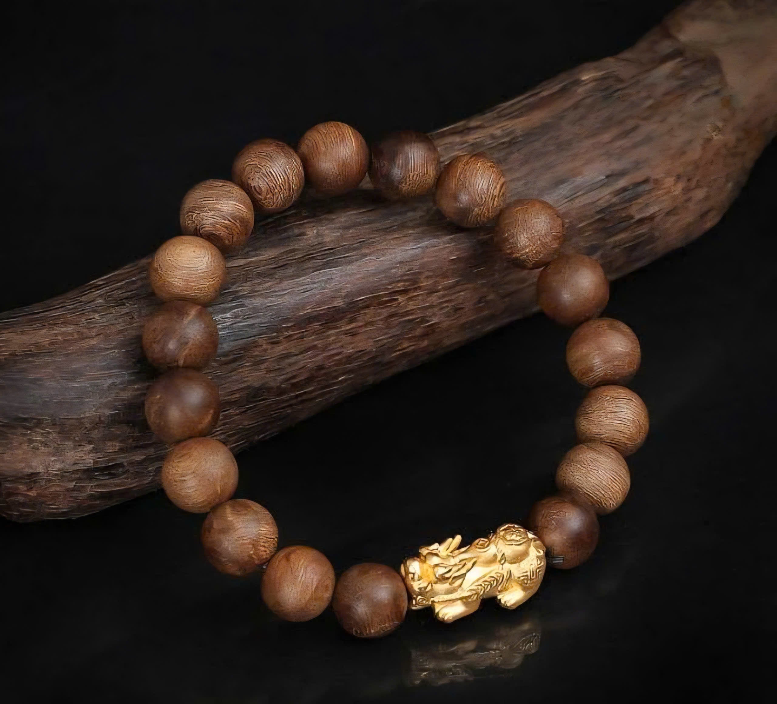Fago Gold – Mixed Agarwood Bracelet FA2025-003-02